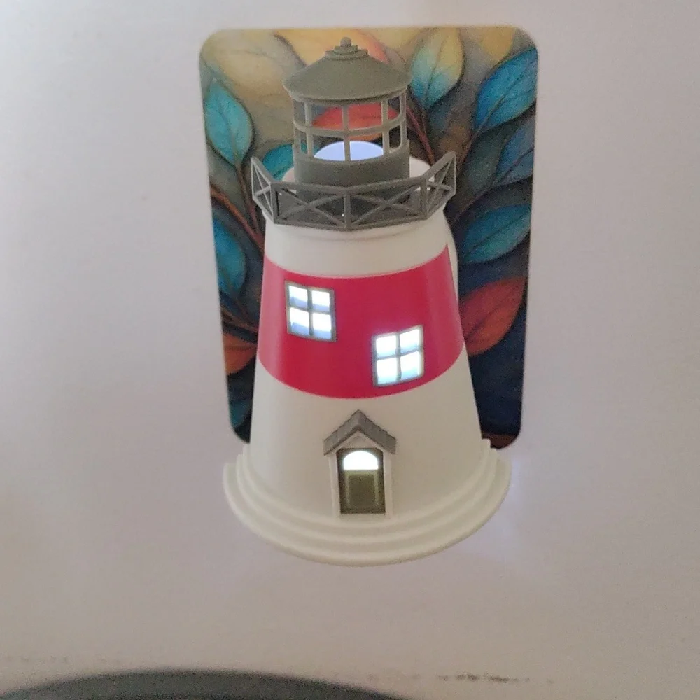 Yankee Candle Lighthouse Scentplug Holder - Picture 4 of 4
